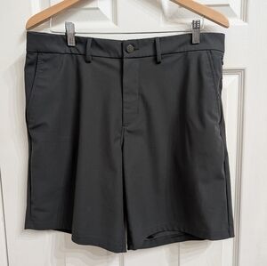 Old Navy Active Men's 34x8 Dark Gray 4 Way Stretch Shorts Tech Hybrid